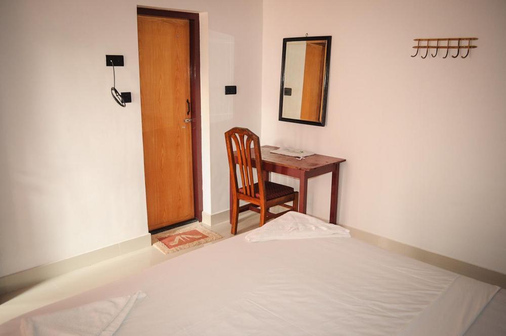Raja Park Beach Resort 바르칼라 객실 사진
